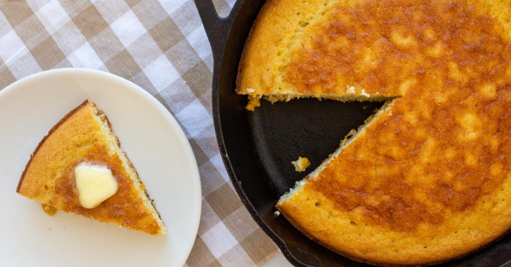 Cornbread – Lodge Cast Iron