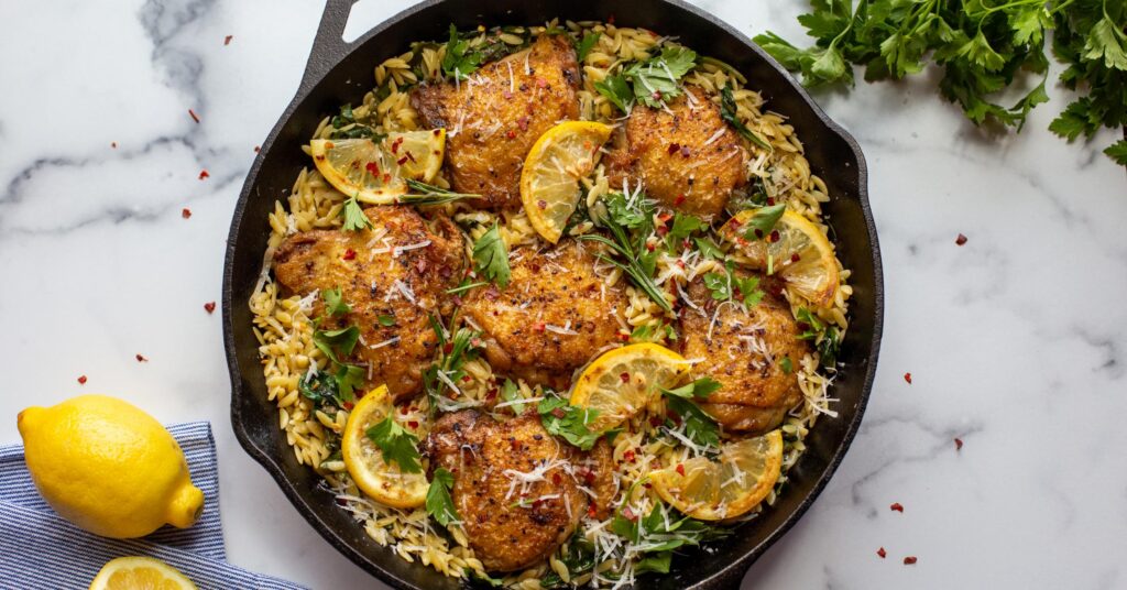 One-Pan Chicken Thighs with Lemon and Spinach Orzo – Lodge Cast Iron