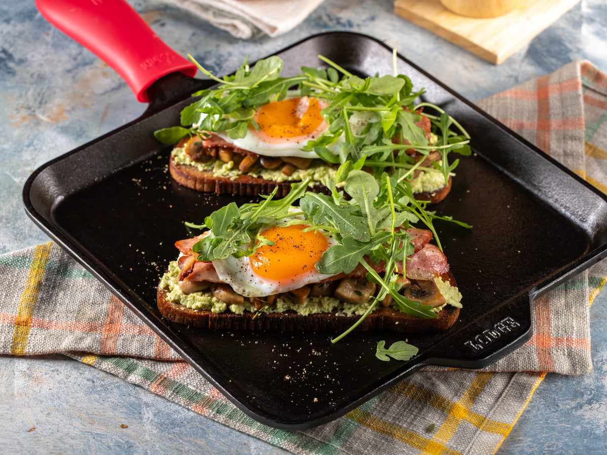 Avocado Toast by Giorgos Tsoulis
&ndash; Lodge Cast Iron