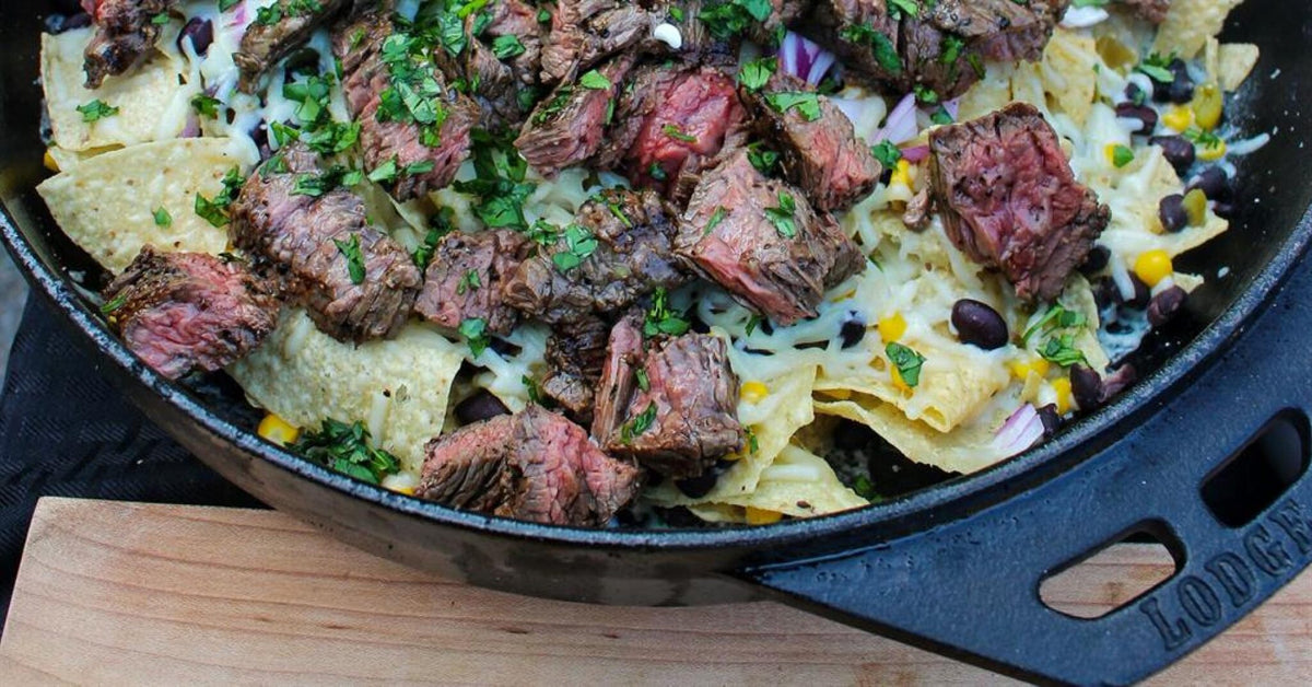 Grilled Steak Nachos – Lodge Cast Iron