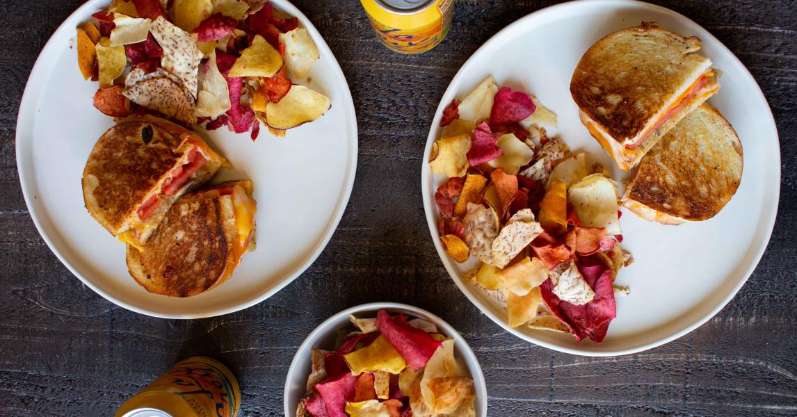 Graduated Grilled Cheese – Lodge Cast Iron