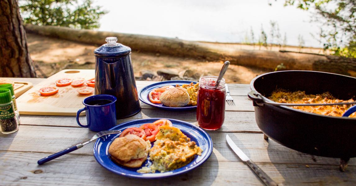 Mountain Man Breakfast – Lodge Cast Iron