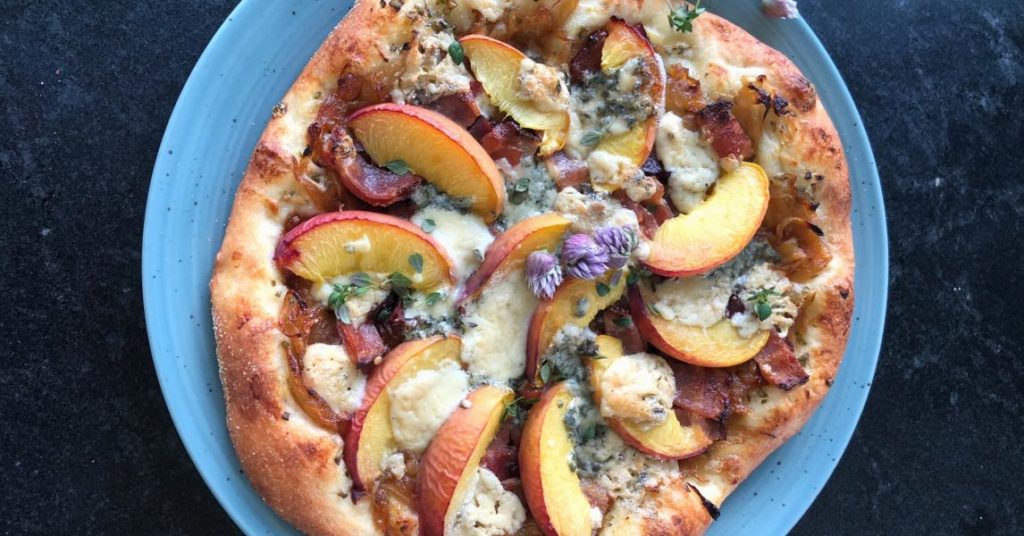 Bacon, Blue Cheese & Peach Pizza With Semolina Pizza Crust – Lodge Cast Iron