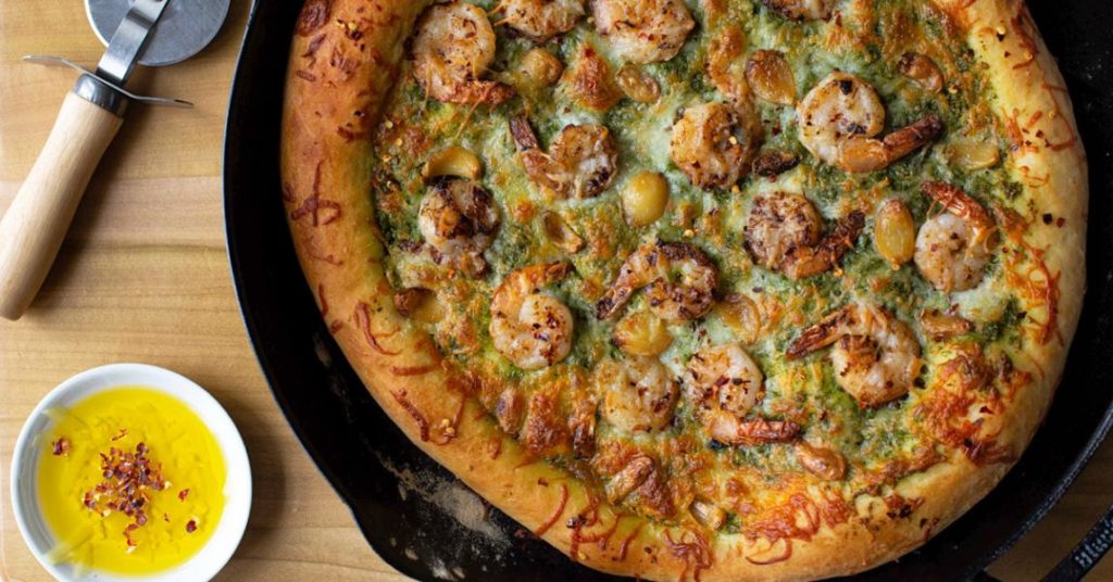Shrimp Pesto Pizza – Lodge Cast Iron
