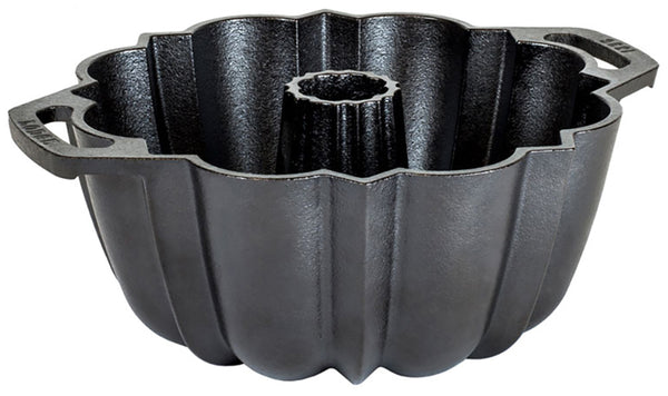 Seasoned Cast Iron Fluted Cake Pan1